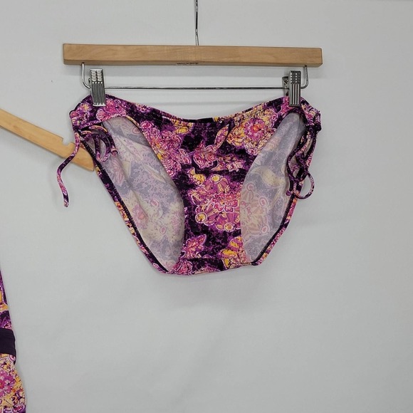 Motherhood Maternity Bathing Suit halter top - Picture 16 of 16